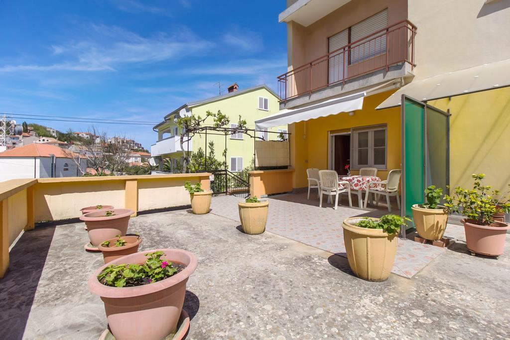Apartment Oleander Mali Lošinj Buitenkant foto