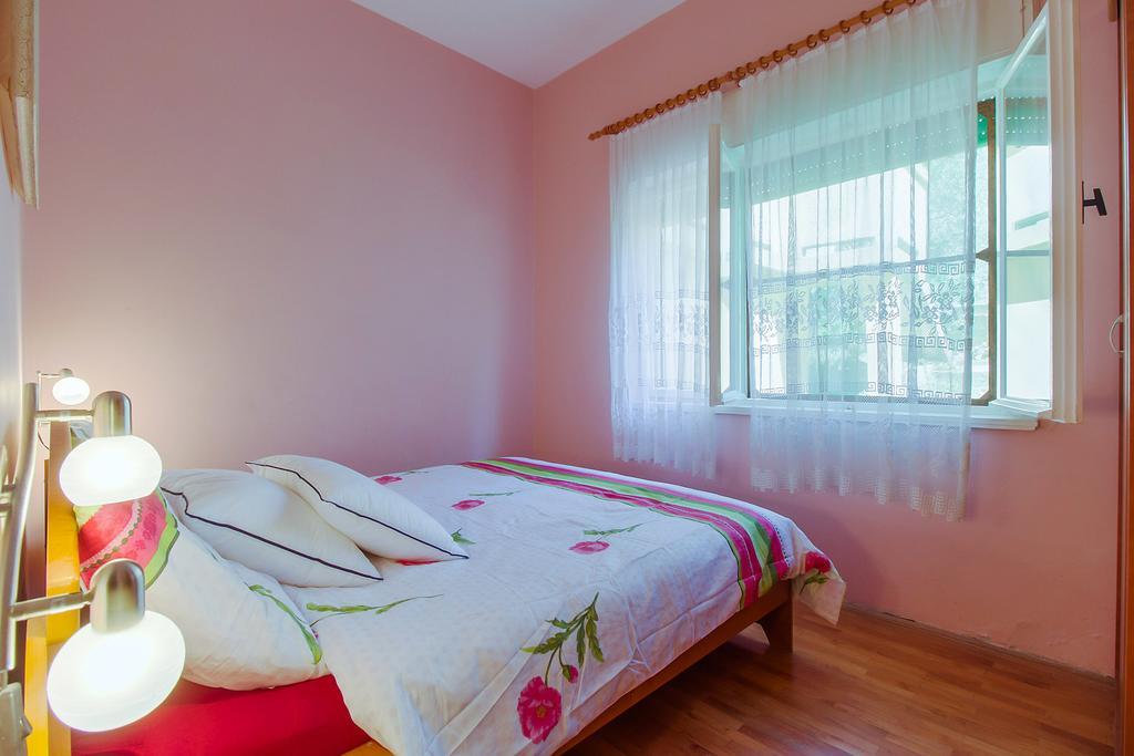 Apartment Oleander Mali Lošinj Buitenkant foto