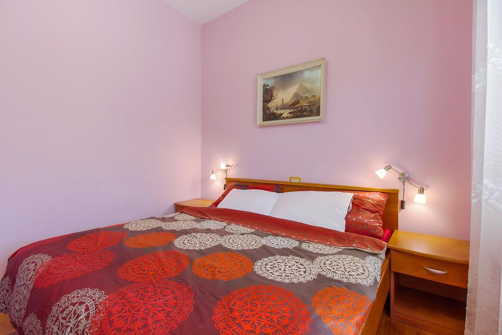 Apartment Oleander Mali Lošinj Buitenkant foto